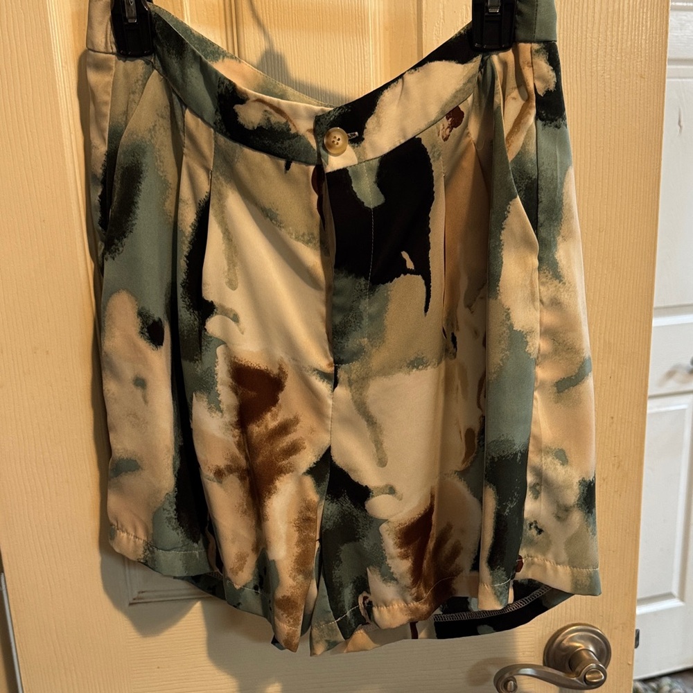 SHEIN High Waist Abstract Print Shorts